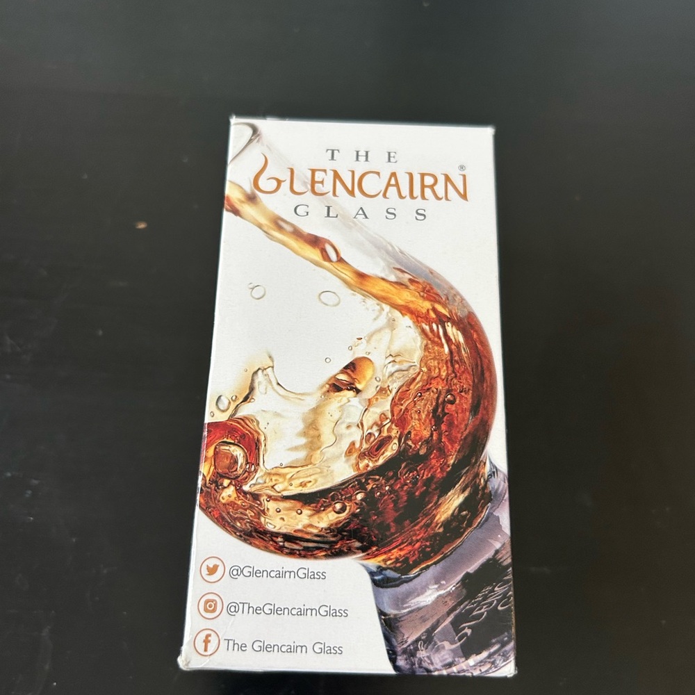Glencairn whiskey glass in box